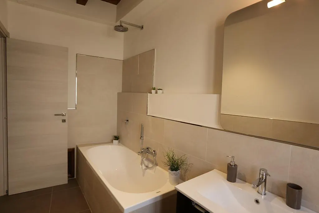 Apartment Papyri Palermo 0*,